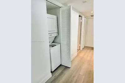 1901 Brickell Ave #B2104, Miami, FL 33129 - Photo 9