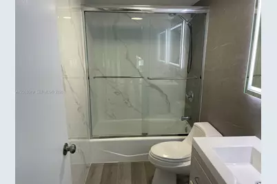 1901 Brickell Ave #B2104, Miami, FL 33129 - Photo 13
