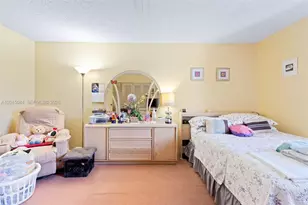 606 NW 107th Ave, Miami, FL 33172 - Photo 21