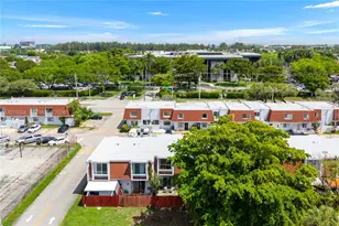 606 NW 107th Ave, Miami, FL 33172 - Photo 27