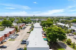 606 NW 107th Ave, Miami, FL 33172 - Photo 29