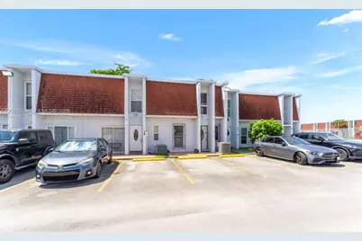 606 NW 107th Ave #9B, Miami, FL 33172 - Photo 3