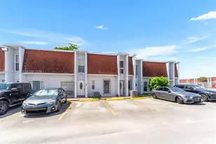 606 NW 107th Ave, Miami, FL 33172 - Photo 3
