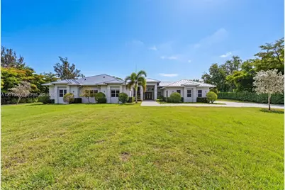 2400 SW 112th Ave, Davie, FL 33325 - Photo 1