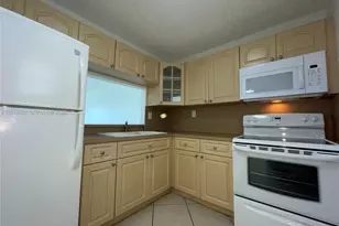 10300 Coral Wy, Miami, FL 33165 - Photo 3