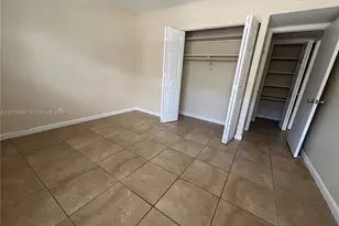 401 Golden Isles Dr, Hallandale Beach, FL 33009 - Photo 13