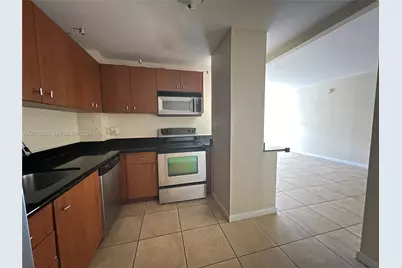 401 Golden Isles Dr #314, Hallandale Beach, FL 33009 - Photo 7