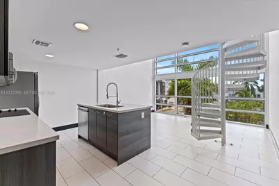421 Meridian Ave #19, Miami Beach, FL 33139 - Photo 15