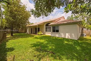 2099 NW 126th Ave, Pembroke Pines, FL 33028 - Photo 31
