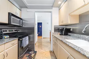 6917 Collins Ave, Miami Beach, FL 33141 - Photo 9