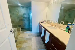 2681 N Flamingo Rd, Sunrise, FL 33323 - Photo 11