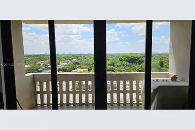 90 Edgewater Dr #1219, Coral Gables, FL 33133 - Photo 15