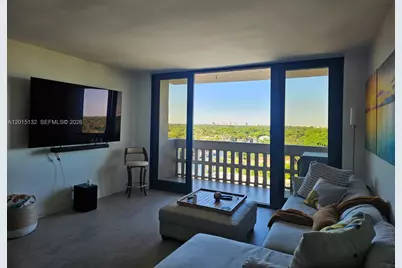 90 Edgewater Dr #1219, Coral Gables, FL 33133 - Photo 3