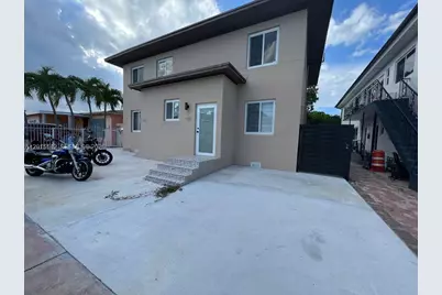 943 79th Ter #202, Miami Beach, FL 33141 - Photo 1