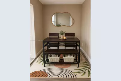 943 79th Ter #202, Miami Beach, FL 33141 - Photo 9