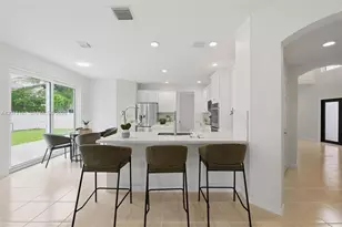 13845 NW 14th St, Pembroke Pines, FL 33028 - Photo 9