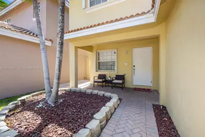9288 NW 55th St, Sunrise, FL 33351 - Photo 3
