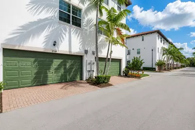 2709 SW 119th Way #2709, Miramar, FL 33025 - Photo 1