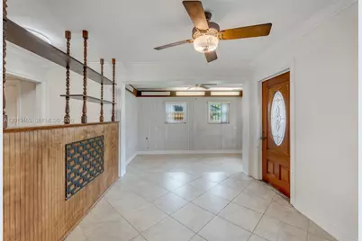 2674 W 8th Ct, Hialeah, FL 33010 - Photo 13
