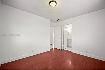 7004 NW 67th Ave, Tamarac, FL 33321 - Photo 9