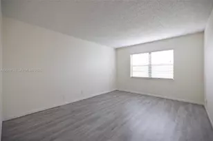 9235 SW 8th St, Boca Raton, FL 33428 - Photo 15