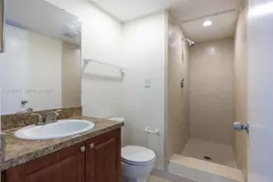 9235 SW 8th St, Boca Raton, FL 33428 - Photo 7