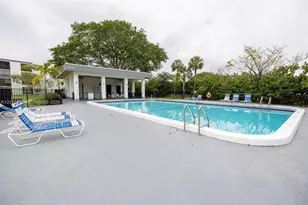 9235 SW 8th St, Boca Raton, FL 33428 - Photo 17