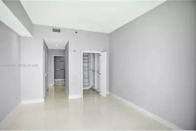 950 Brickell Bay Dr #4610, Miami, FL 33131 - Photo 17
