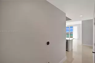 950 Brickell Bay Dr, Miami, FL 33131 - Photo 29