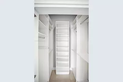 950 Brickell Bay Dr #4610, Miami, FL 33131 - Photo 23