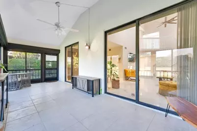 7838 La Mirada Dr, Boca Raton, FL 33433 - Photo 13