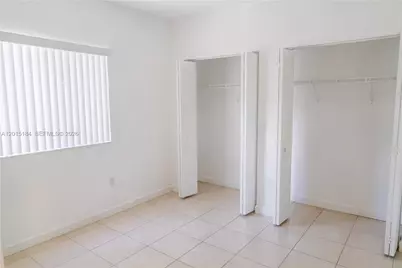 379 NE 34th Ave, Homestead, FL 33033 - Photo 5