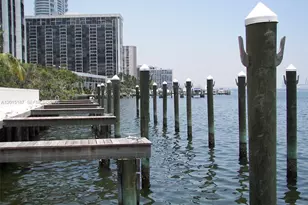 2101 Brickell Ave, Miami, FL 33129 - Photo 15