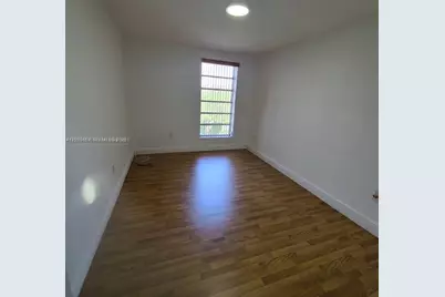 2500 SW 6th St #303, Miami, FL 33135 - Photo 7