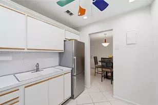 6273 Bay Club Dr, Fort Lauderdale, FL 33308 - Photo 7