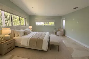 11445 N Bayshore Dr, North Miami, FL 33181 - Photo 15