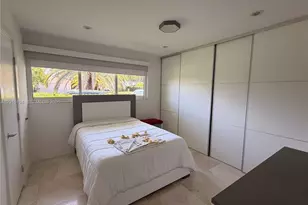 11445 N Bayshore Dr, North Miami, FL 33181 - Photo 15
