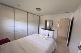 11445 N Bayshore Dr, North Miami, FL 33181 - Photo 17