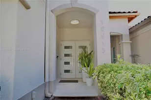 10913 NW 67th St, Doral, FL 33178 - Photo 7