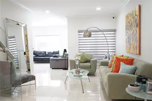 10913 NW 67th St, Doral, FL 33178 - Photo 19