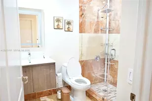 10913 NW 67th St, Doral, FL 33178 - Photo 71