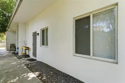 830 SE 14th St #3, Fort Lauderdale, FL 33316 - Photo 11