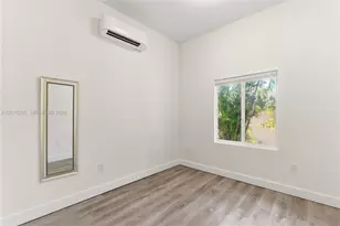 830 SE 14th St, Fort Lauderdale, FL 33316 - Photo 13