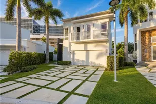 8221 NW 34th Dr, Doral, FL 33122 - Photo 1