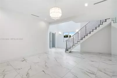 8221 NW 34th Dr, Doral, FL 33122 - Photo 11