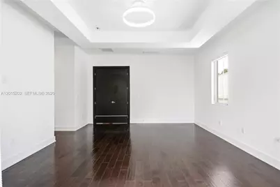 8221 NW 34th Dr, Doral, FL 33122 - Photo 27