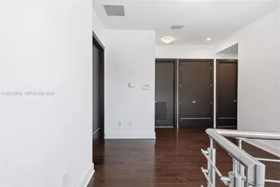 8221 NW 34th Dr, Doral, FL 33122 - Photo 21