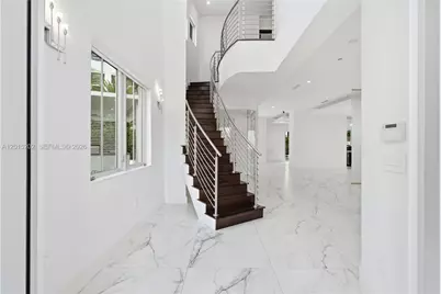 8221 NW 34th Dr, Doral, FL 33122 - Photo 7