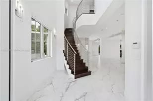 8221 NW 34th Dr, Doral, FL 33122 - Photo 7