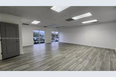 7766 NW 46th St, Doral, FL 33166 - Photo 3